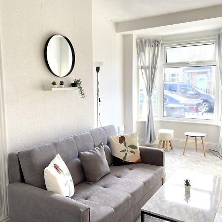 Kisobi Home Bedroom 1 Kingston upon Hull Extérieur photo