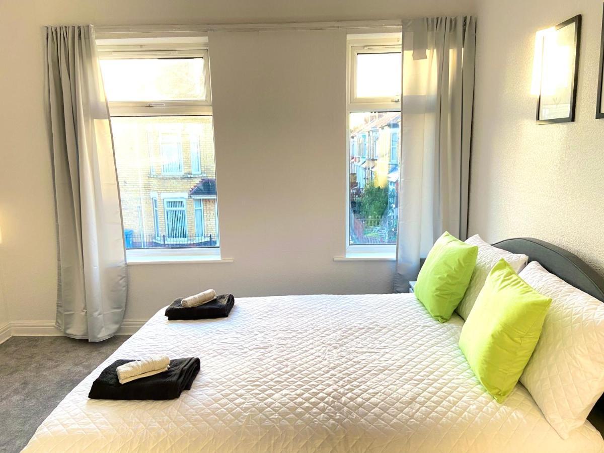 Kisobi Home Bedroom 1 Kingston upon Hull Extérieur photo